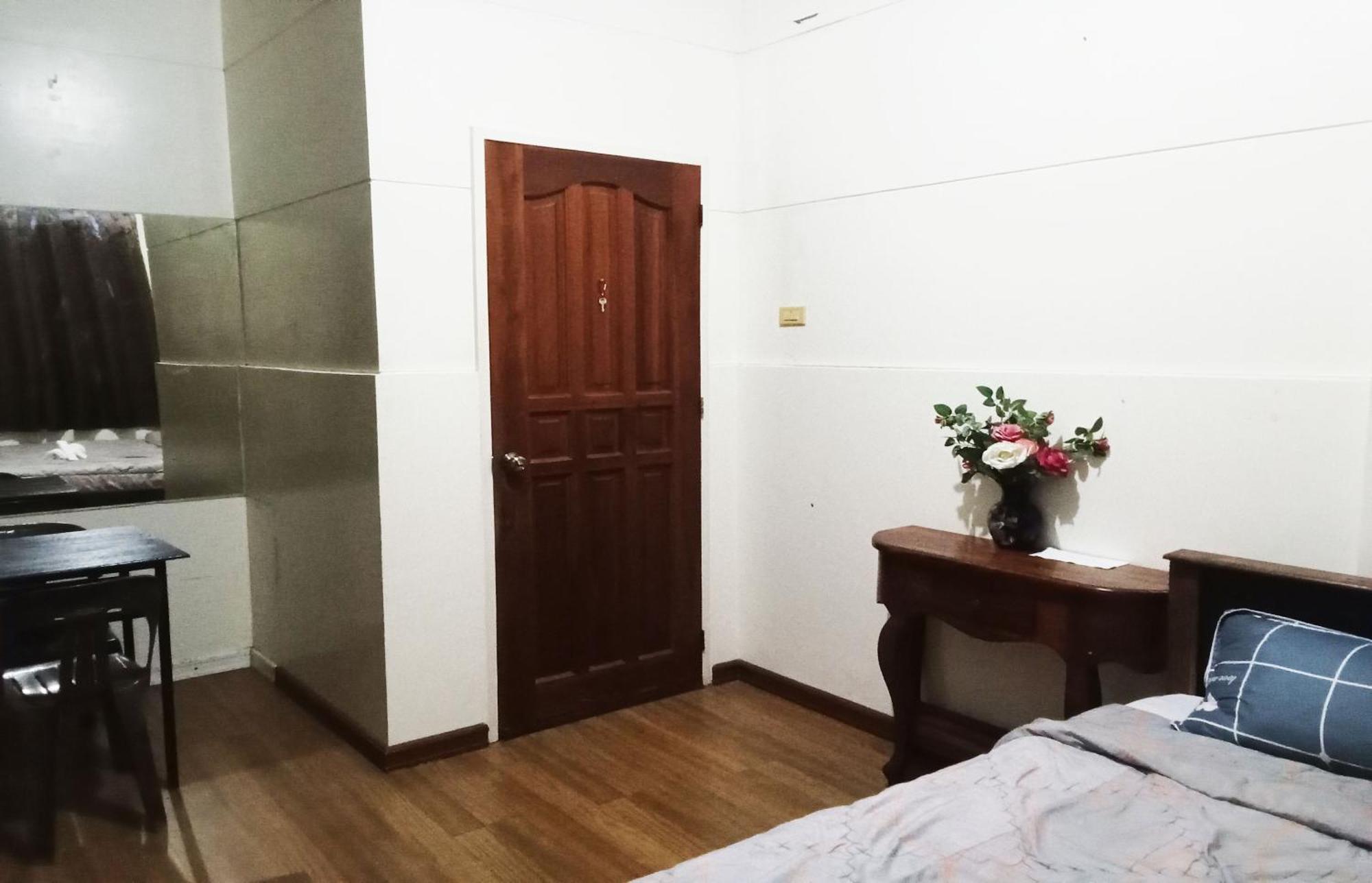 Leizel'S Bed & Breakfast Palompon Exterior photo