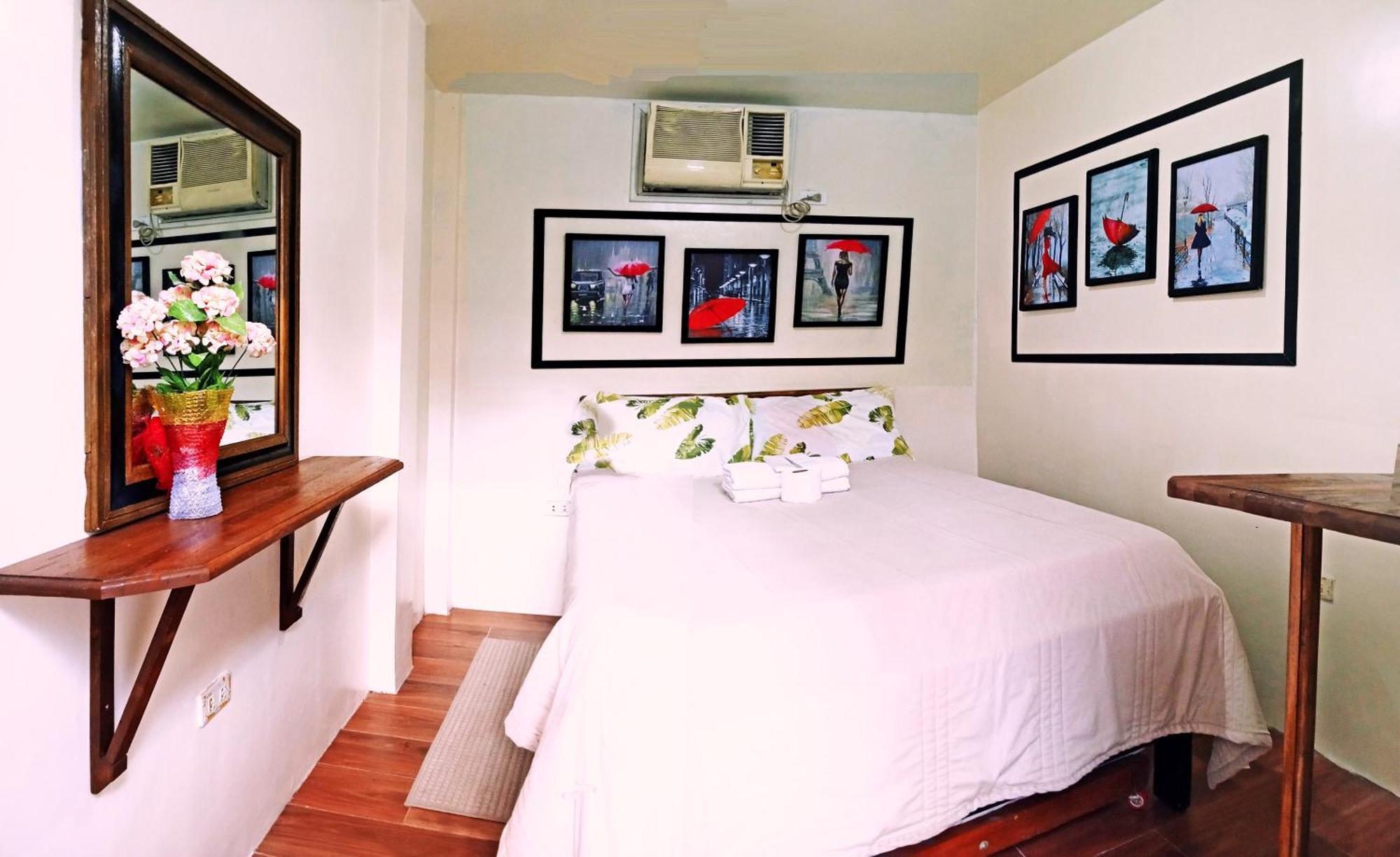 Leizel'S Bed & Breakfast Palompon Exterior photo